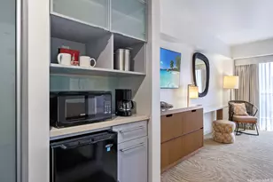 410 Atkinson Dr, Honolulu, HI 96814 - Photo 10