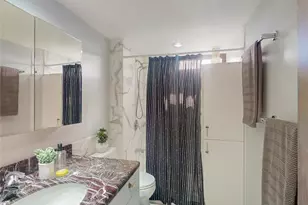 411 Hobron Ln, Honolulu, HI 96815 - Photo 10