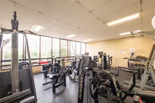 411 Hobron Ln, Honolulu, HI 96815 - Photo 18