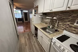 1720 Ala Moana Blvd, Honolulu, HI 96815 - Photo 10