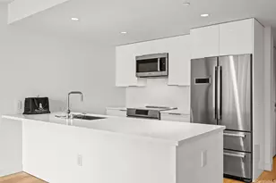 1001 Queen St, Honolulu, HI 96814 - Photo 2