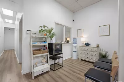 98-1247 Kaahumanu Street #106, Aiea, HI 96701 - Photo 2