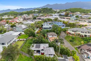 1392 Nanialii St, Kailua, HI 96734 - Photo 2