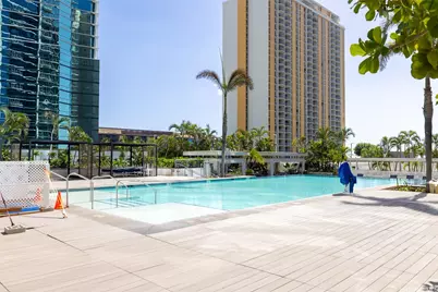 1189 Waimanu Street #2704, Honolulu, HI 96814 - Photo 12