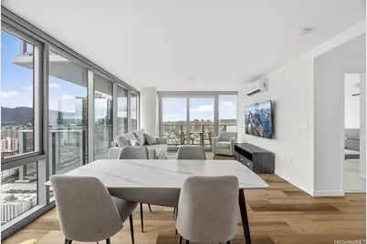 1500 Rycroft Street #3101R, Honolulu, HI 96814 - Photo 2