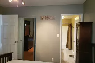 350 Mananai Pl, Honolulu, HI 96818 - Photo 10