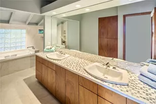 1732A Mikahala Way, Honolulu, HI 96816 - Photo 14