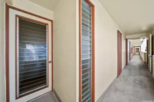 910 Ahana St, Honolulu, HI 96814 - Photo 14