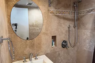 225 Queen St, Honolulu, HI 96813 - Photo 12