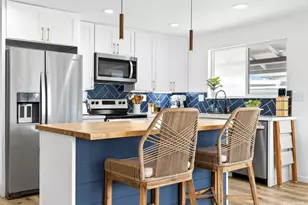 536 Olomana St, Kailua, HI 96734 - Photo 2