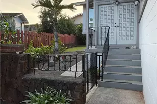 98-1665 Apala Loop, Aiea, HI 96701 - Photo 2