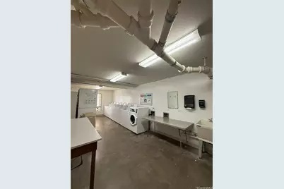 1001 Wilder Avenue #802, Honolulu, HI 96822 - Photo 18