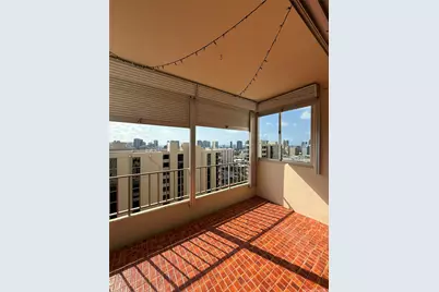 1001 Wilder Avenue #802, Honolulu, HI 96822 - Photo 12