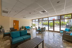 229 Paoakalani Ave, Honolulu, HI 96815 - Photo 22