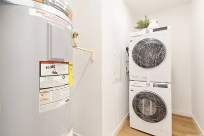 1500 Rycroft Street #2412R, Honolulu, HI 96814 - Photo 10