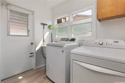 873 Hahaione Street, Honolulu, HI 96825 - Photo 22