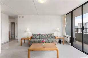 2240 Kuhio Ave, Honolulu, HI 96815 - Photo 2