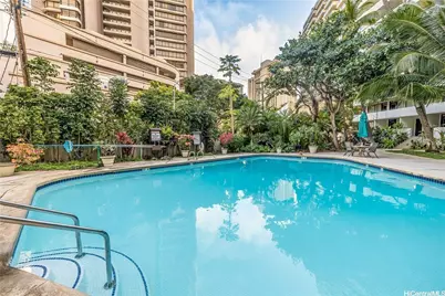 425 Ena Road #1201B, Honolulu, HI 96815 - Photo 2