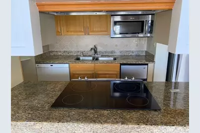 1535 Pensacola Street #602, Honolulu, HI 96822 - Photo 8