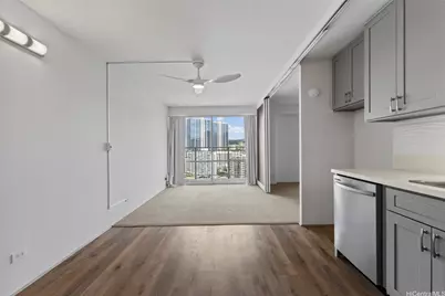 1655 Makaloa Street #2115, Honolulu, HI 96814 - Photo 4