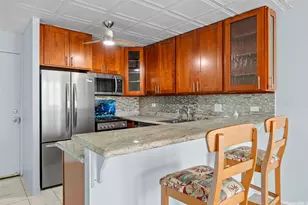 2452 Tusitala St, Honolulu, HI 96815 - Photo 2