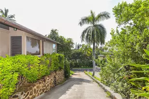 5446 Kirkwood Pl, Honolulu, HI 96821 - Photo 4