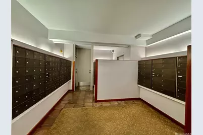 1750 Kalakaua Avenue #2704, Honolulu, HI 96826 - Photo 20