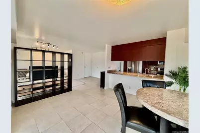 1750 Kalakaua Avenue #2704, Honolulu, HI 96826 - Photo 4