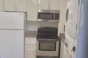 1402 Piikoi St, Honolulu, HI 96822 - Photo 1