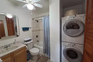 2474 Kapiolani Blvd, Honolulu, HI 96826 - Photo 10