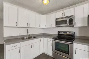98-099 Uao Pl, Aiea, HI 96701 - Photo 8