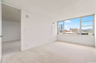 400 Hobron Ln, Honolulu, HI 96815 - Photo 12