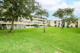 95-021 Kuahelani Ave, Mililani, HI 96789 - Photo 16