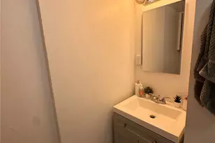 222 Kaiulani Ave, Honolulu, HI 96815 - Photo 6