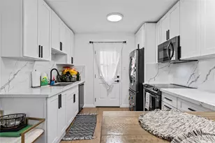 98-1280 Hoohiki Pl, Pearl City, HI 96782 - Photo 10