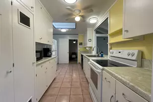258 Kuupua St, Kailua, HI 96734 - Photo 2