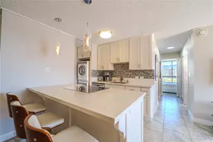 320 Liliuokalani Ave, Honolulu, HI 96815 - Photo 2