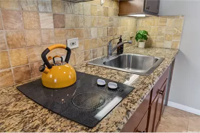 2045 Kalakaua Avenue #1017, Honolulu, HI 96815 - Photo 10