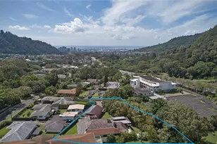 14 Hakumele Pl, Honolulu, HI 96817 - Photo 2