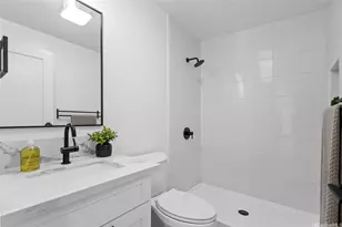 4560 Ukali St, Honolulu, HI 96818 - Photo 18