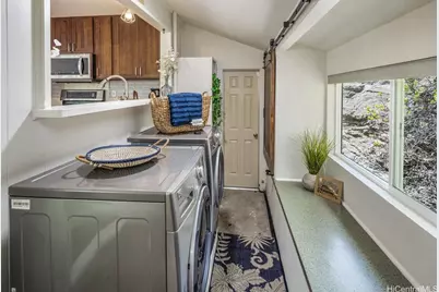 3376 Ala Laulani Street, Honolulu, HI 96818 - Photo 8