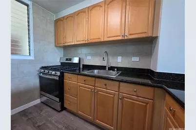 949 Ala Nanala Street #1303, Honolulu, HI 96818 - Photo 2