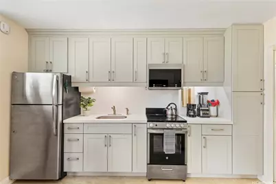 236 Liliuokalani Avenue #201, Honolulu, HI 96815 - Photo 4