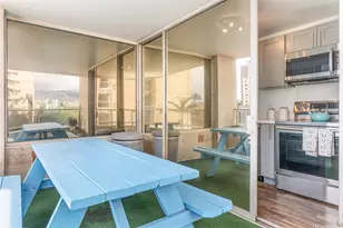 2421 Tusitala St, Honolulu, HI 96815 - Photo 8