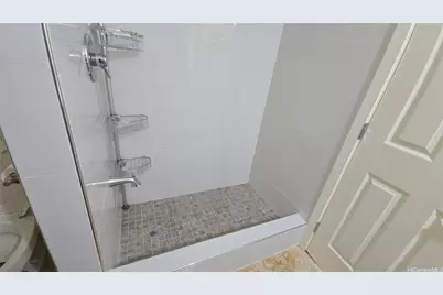 1655 Makaloa Street #1308, Honolulu, HI 96814 - Photo 8