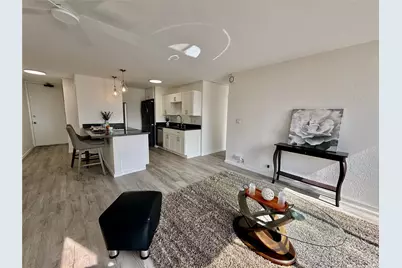 320 Liliuokalani Avenue #1603, Honolulu, HI 96815 - Photo 2