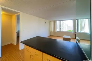 411 Hobron Ln, Honolulu, HI 96815 - Photo 8