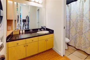 411 Hobron Ln, Honolulu, HI 96815 - Photo 12