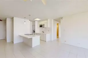 320 Liliuokalani Ave, Honolulu, HI 96815 - Photo 2