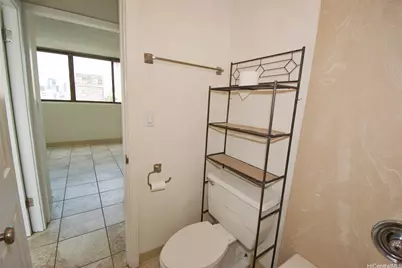 1040 Kinau Street #1101, Honolulu, HI 96814 - Photo 6